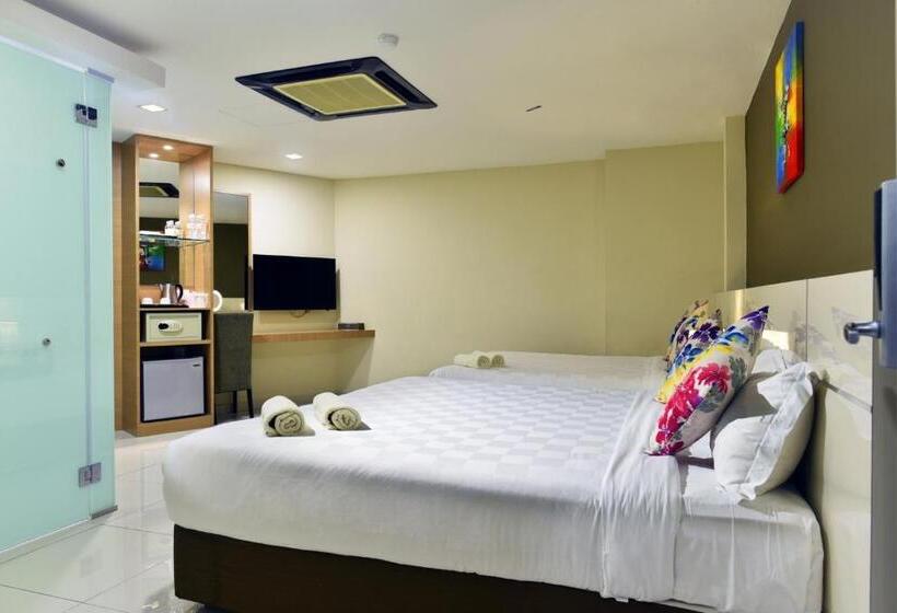 اتاق لوکس خانوادگی, Mornington Hotel Bukit Permata
