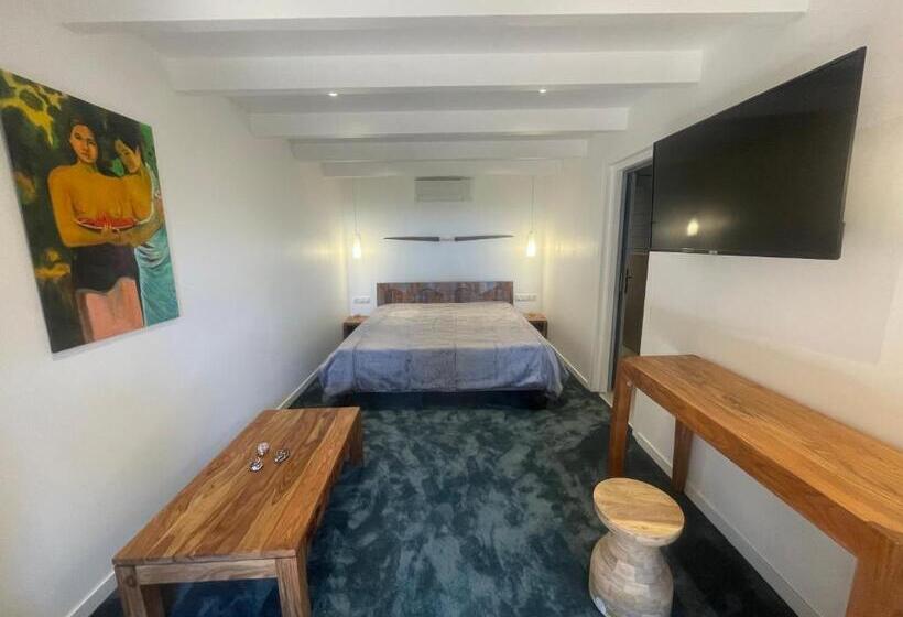 اتاق سوپریور با تخت بزرگ, Villa Hippocampe