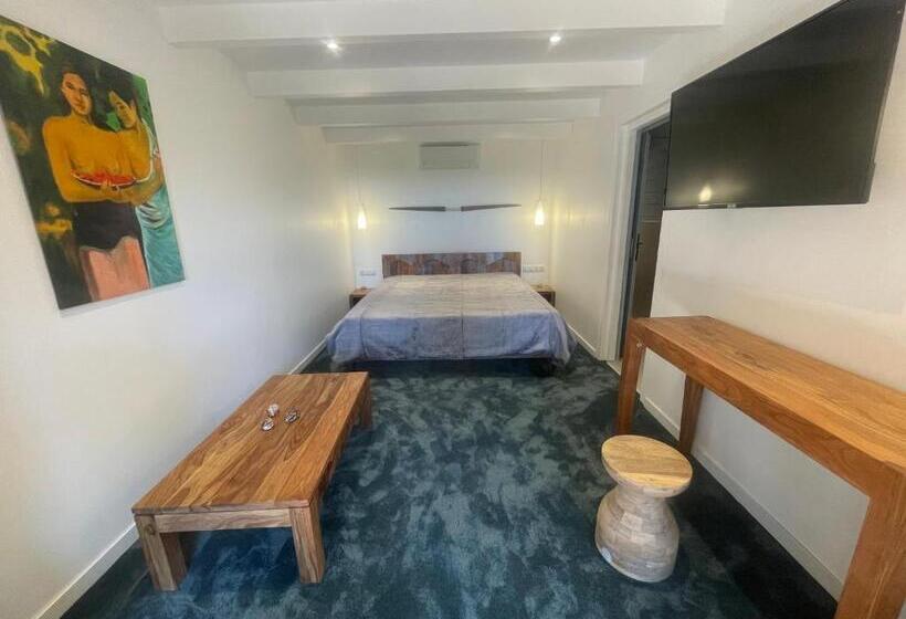 اتاق سوپریور با تخت بزرگ, Villa Hippocampe