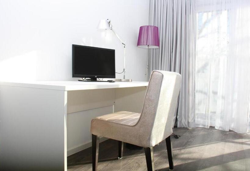 수피리어 룸, Victoria Living