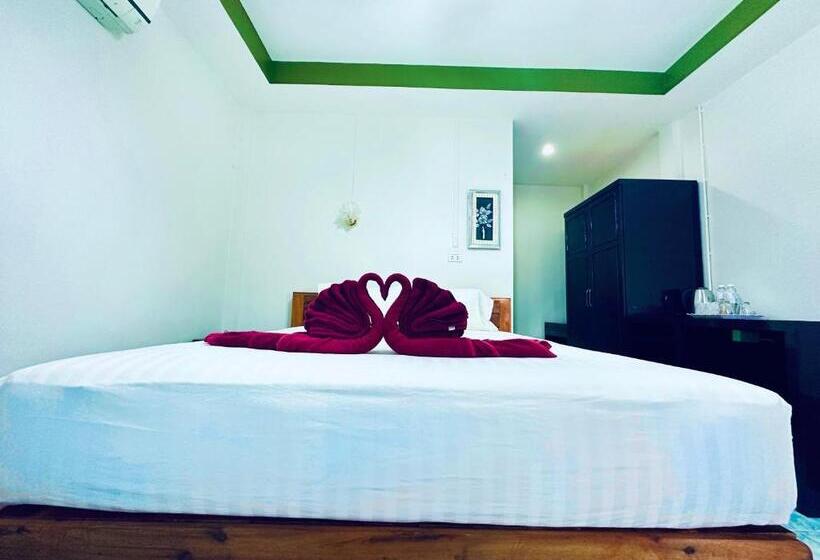 标准间带阳台, Lanta L.d. Beach Bungalow