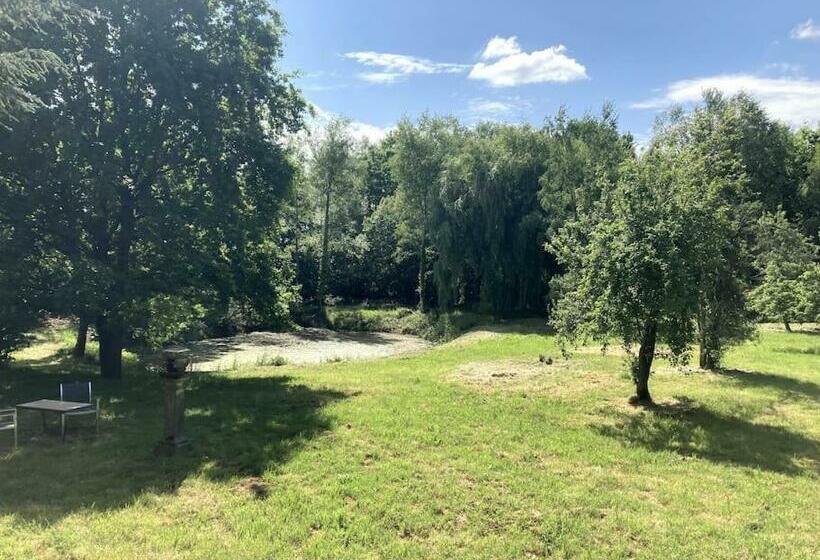 Номер Стандарт Вид на Сад, La Forge De La Coudraie