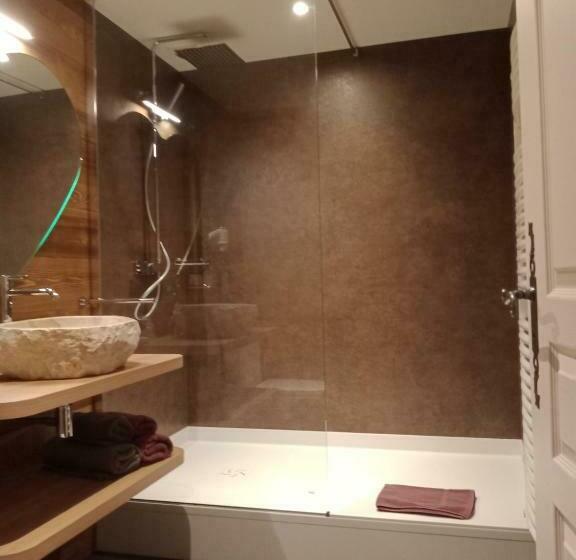Номер Стандарт, Auberge De La Motte