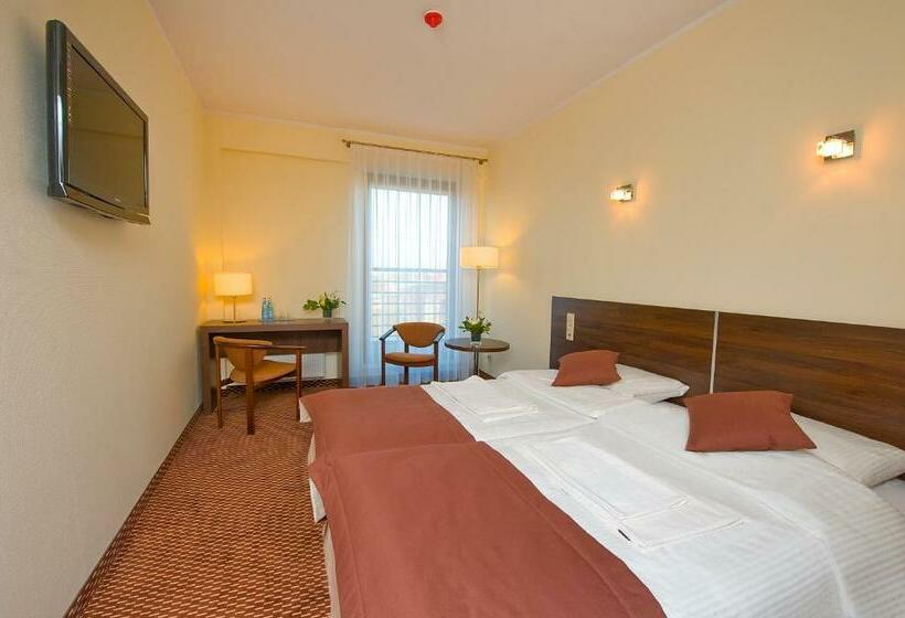 Quarto Estandar, Cztery Brzozy Gdańsk Kowale