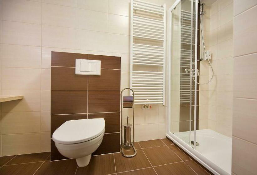 Quarto Estandar, Cztery Brzozy Gdańsk Kowale
