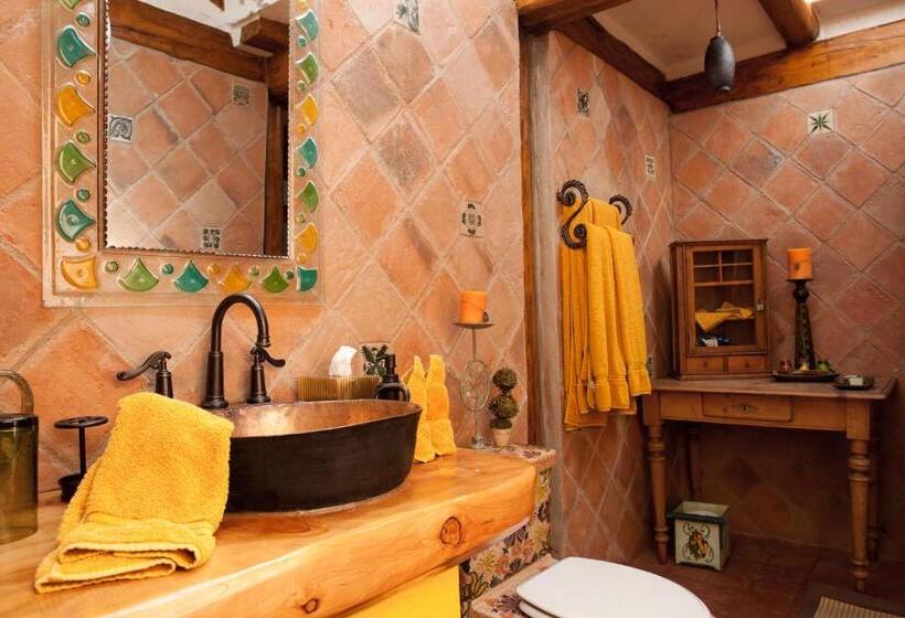 سوئیت پرزیدنت, Hacienda Rumiloma By Rotamundos