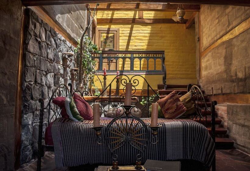 سوییت سوپریور, Hacienda Rumiloma By Rotamundos