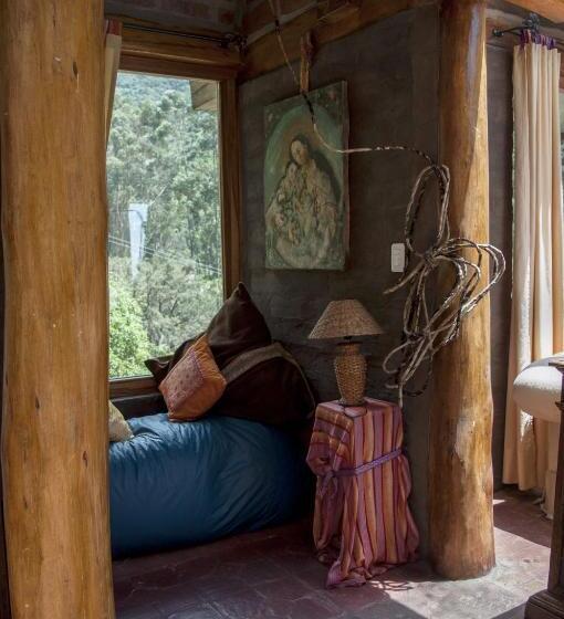 سوئیت پرزیدنت, Hacienda Rumiloma By Rotamundos