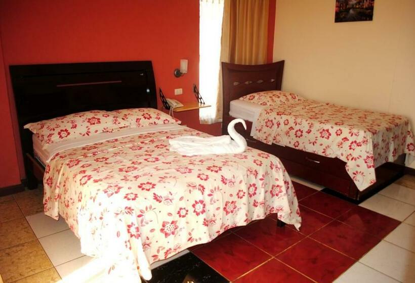 Номер Стандарт 2 Двуспальные Кровати, Hostal Antares
