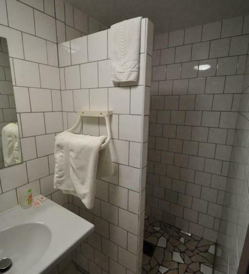 Номер Стандарт, Hôtel Ecochic   Mont De Marsan   Grand Moun