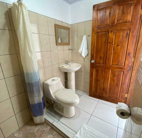 Номер Стандарт, Cabinas Nuestra Kasa