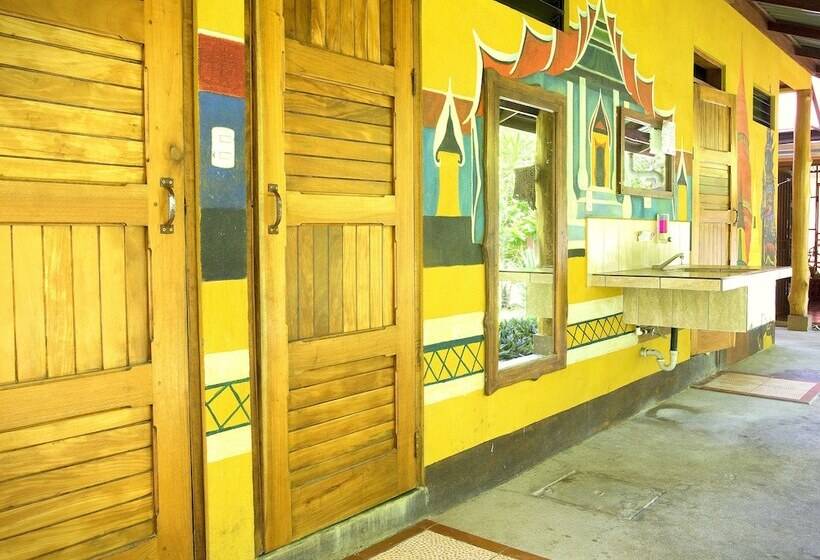 اتاق استاندارد با سرویس بهداشتی مشترک, Casa Zen