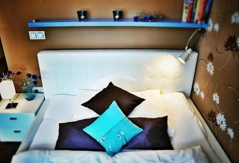 اتاق عادی, Design Hotel Romantick