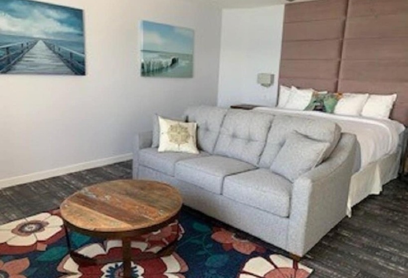 Студия Deluxe, Beachfront Inn