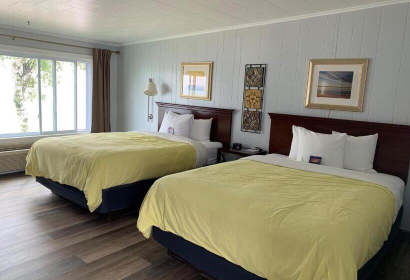Полулюкс, Beachfront Inn