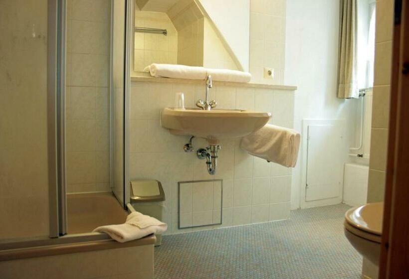 חדר סטנדרט יחיד, Gästehaus Am Weißen Turm