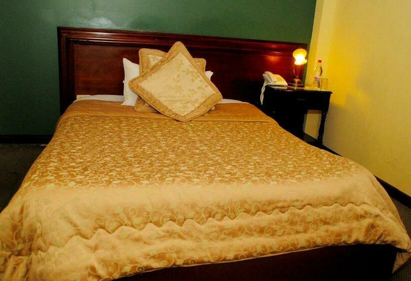 اتاق استاندارد یک نفره, Colony Inn