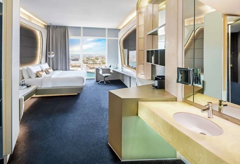 اتاق لوکس با چشم‌انداز, V Hotel Dubai, Curio Collection By Hilton