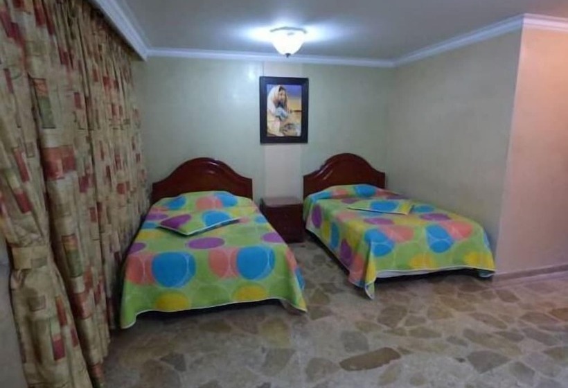 스탠다드 룸, Golden Suite Pereira