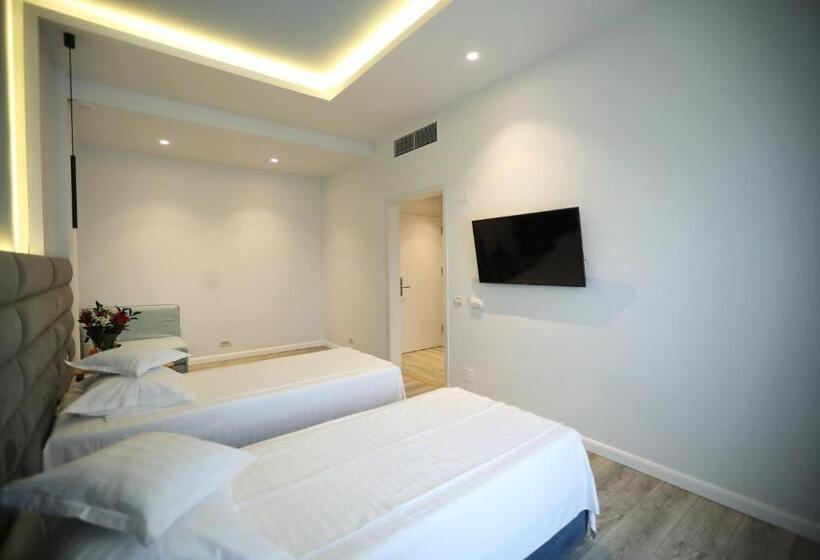 اتاق استاندارد با بالکن, Nautic Luxury Club