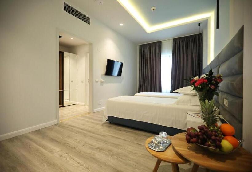 اتاق استاندارد, Nautic Luxury Club