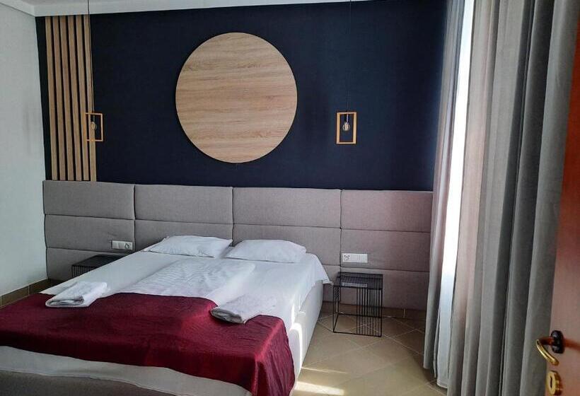수피리어 룸, Pension Recidency