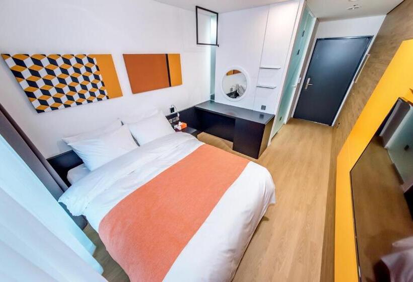 Номер Стандарт, Co Op City Hotel Seongsan