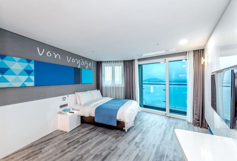 Номер Executive Вид на Море, Co Op City Hotel Seongsan