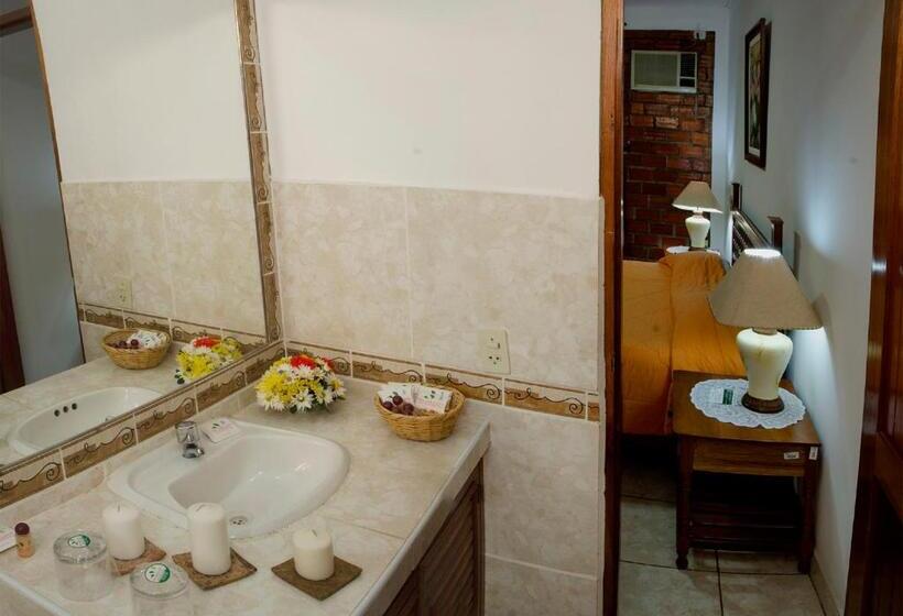 Семейный Номер, Dm Es Tarapoto