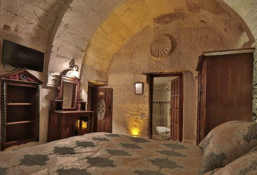 اتاق استاندارد, Shoestring Cave House