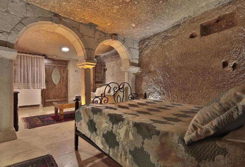 キングサイズベッドのデラックスルーム, Shoestring Cave House