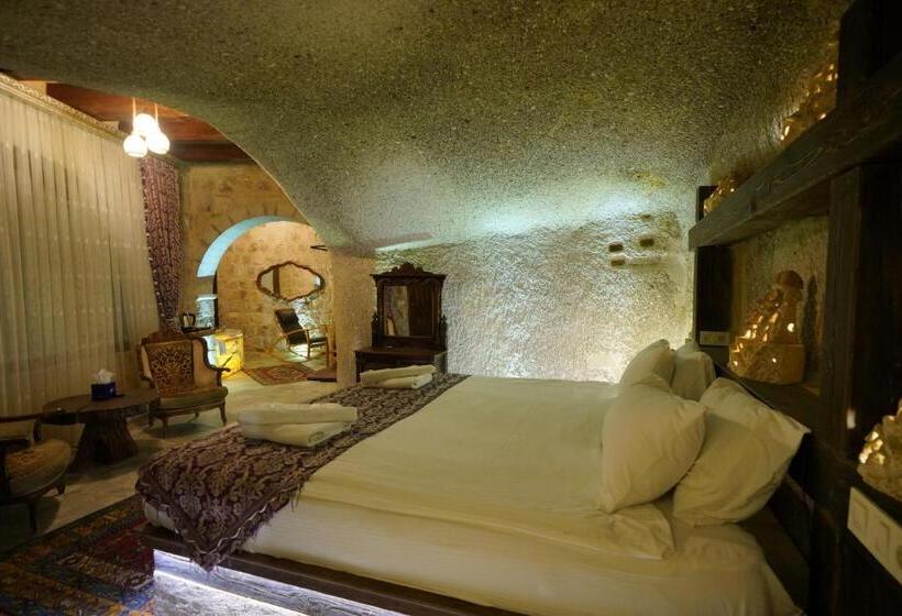 バルコニー付スイート, Shoestring Cave House