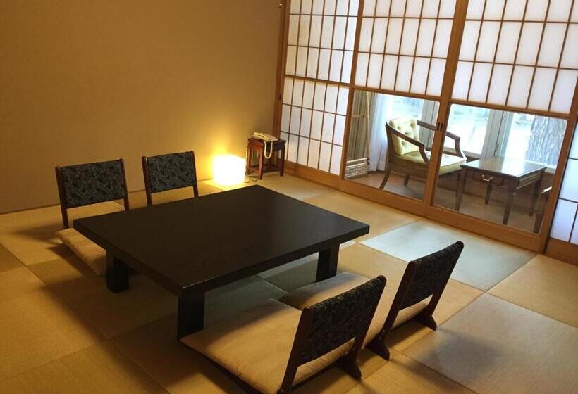 Номер Стандарт, Kyu Karuizawa Hotel Otowa No Mori