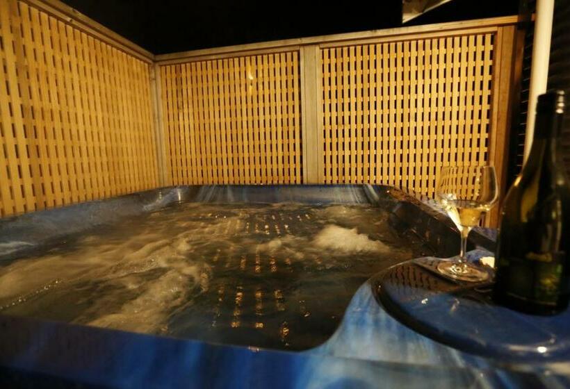 Шале 1 Спальня, Rocky Mountain Chalets Ohakune