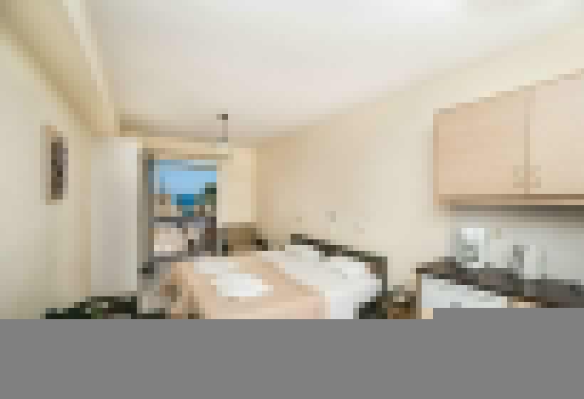 Апартаменты 1 Спальня, Mythos Beach Hotel Apartments