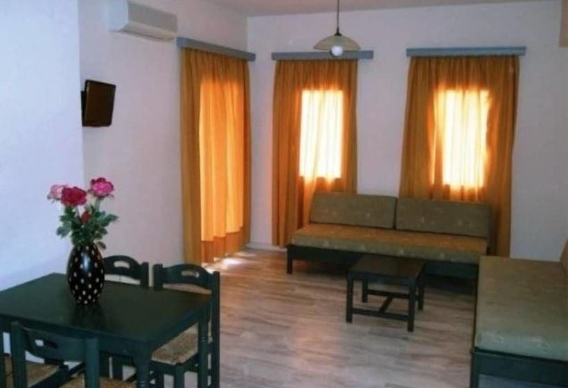 Номер Дюплекс, Mythos Beach Hotel Apartments