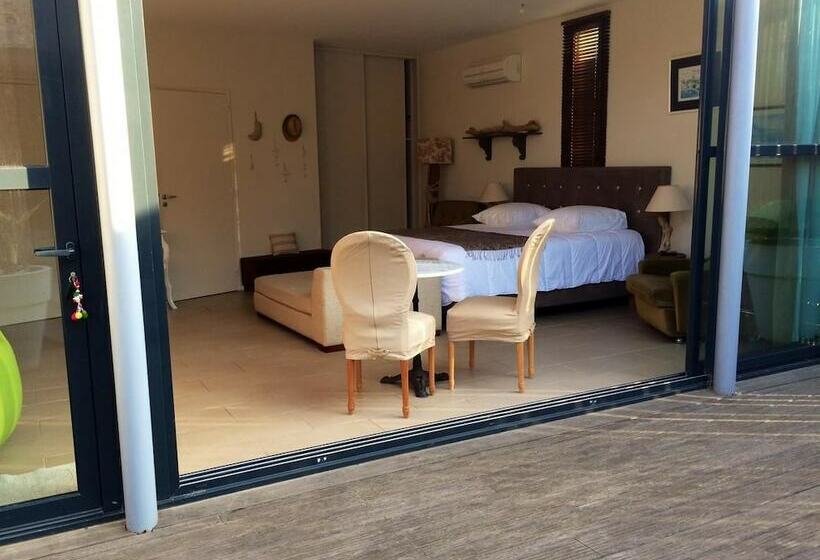 Апартаменты 1 Спальня с Террасой, B&b Le Mas