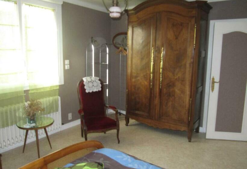 Номер Стандарт, Chambres D'hôtes La Pinderie