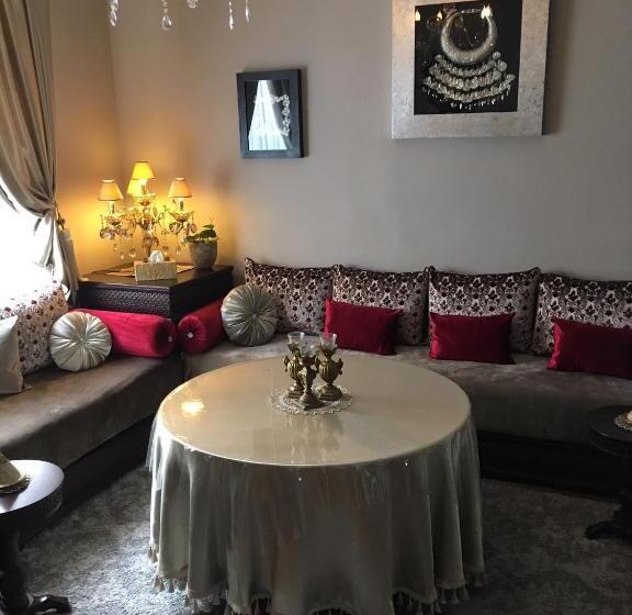 اتاق استاندارد, New West Room