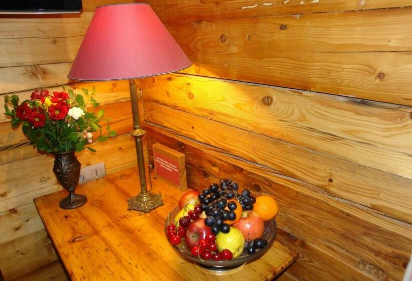 Семейный Номер, Chambres D'hôtes Le Barna