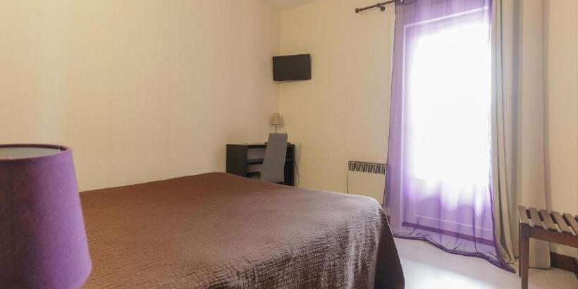 Четырехместный Номер Стандарт, Auberge D Ici Et D Ailleurs