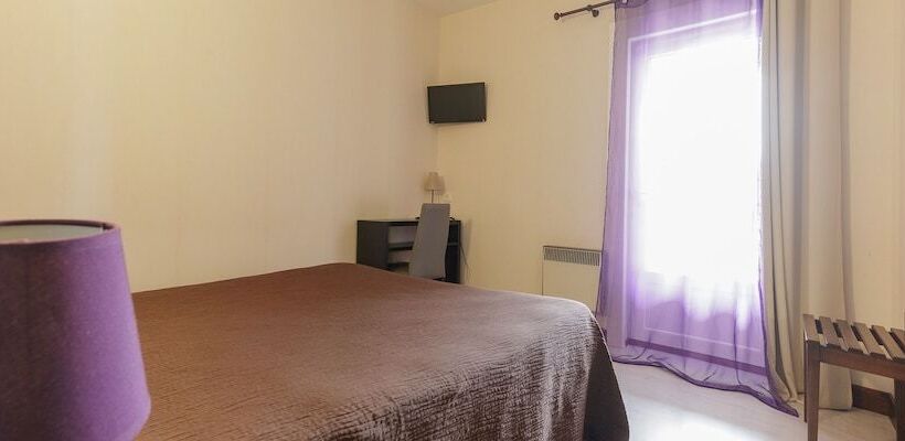 Четырехместный Номер Стандарт, Auberge D Ici Et D Ailleurs