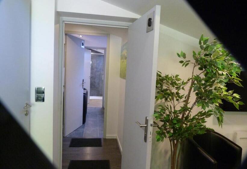 Люкс Кровать Кинг, Aux 500 Diables Eco Lodge