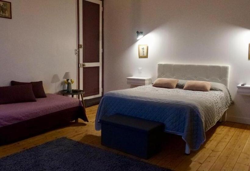 اتاق استاندارد سه نفره, Abri Du Passant