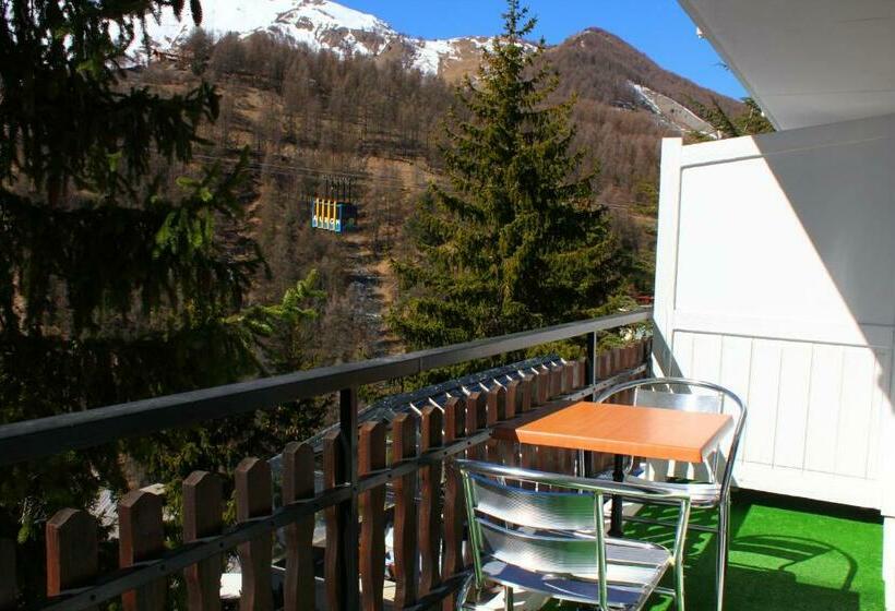Апартаменты с 1 спальней, смежные, Hôtel Le Blainon