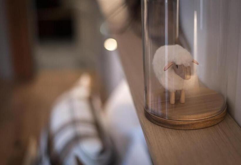프리미엄 룸, Hôtel Restaurant La Ferme De Cupelin