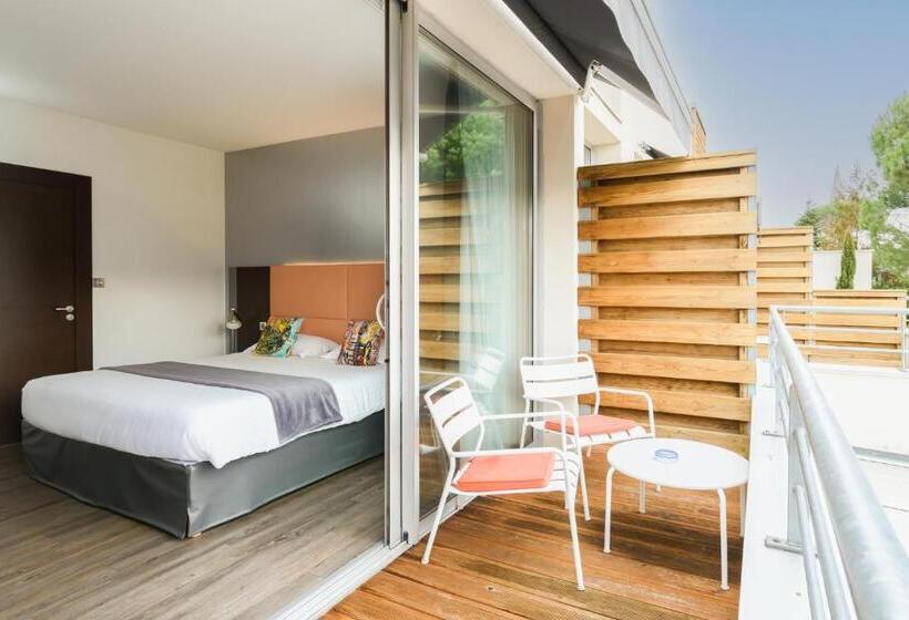 Полулюкс Одноместный с Террасой, Hype Hôtel