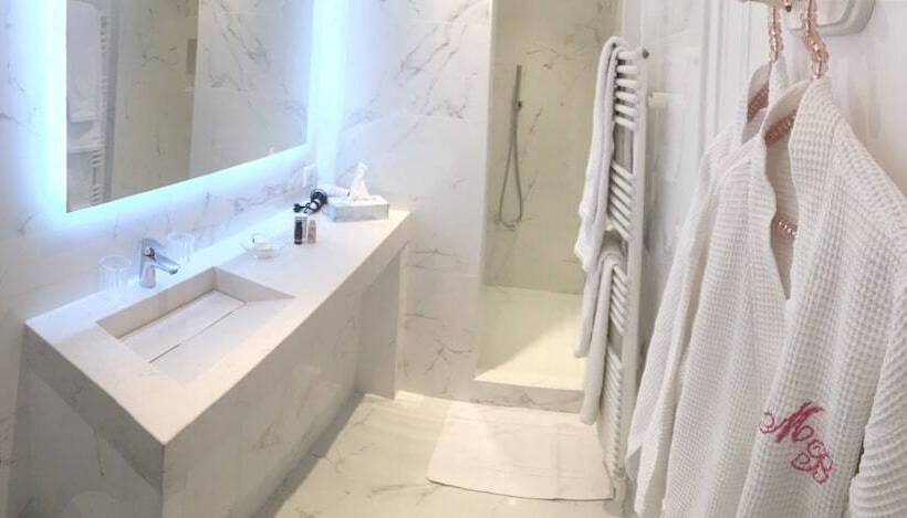 Номер Стандарт, Manoir De Benerville Et Spa