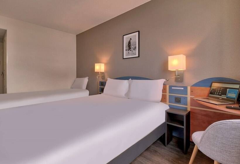 Номер Стандарт, Kyriad Anglet  Biarritz