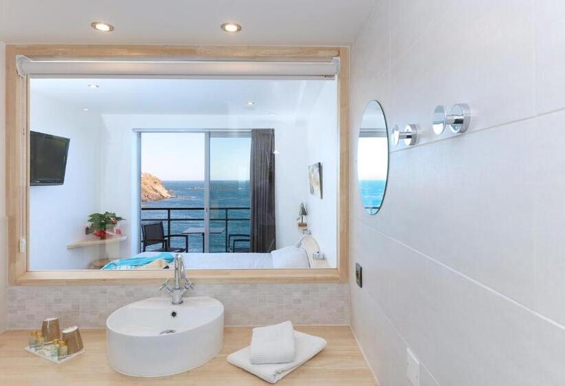 Triple Room Sea View, La Vigie   Face à La Mer